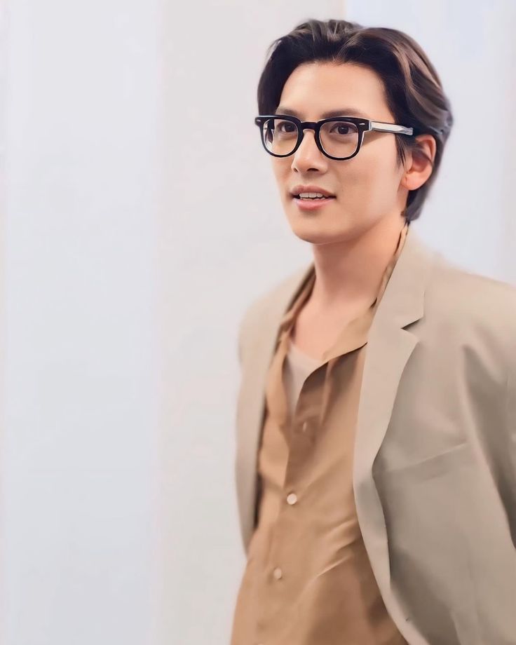 Latest photo of Ji Changwook