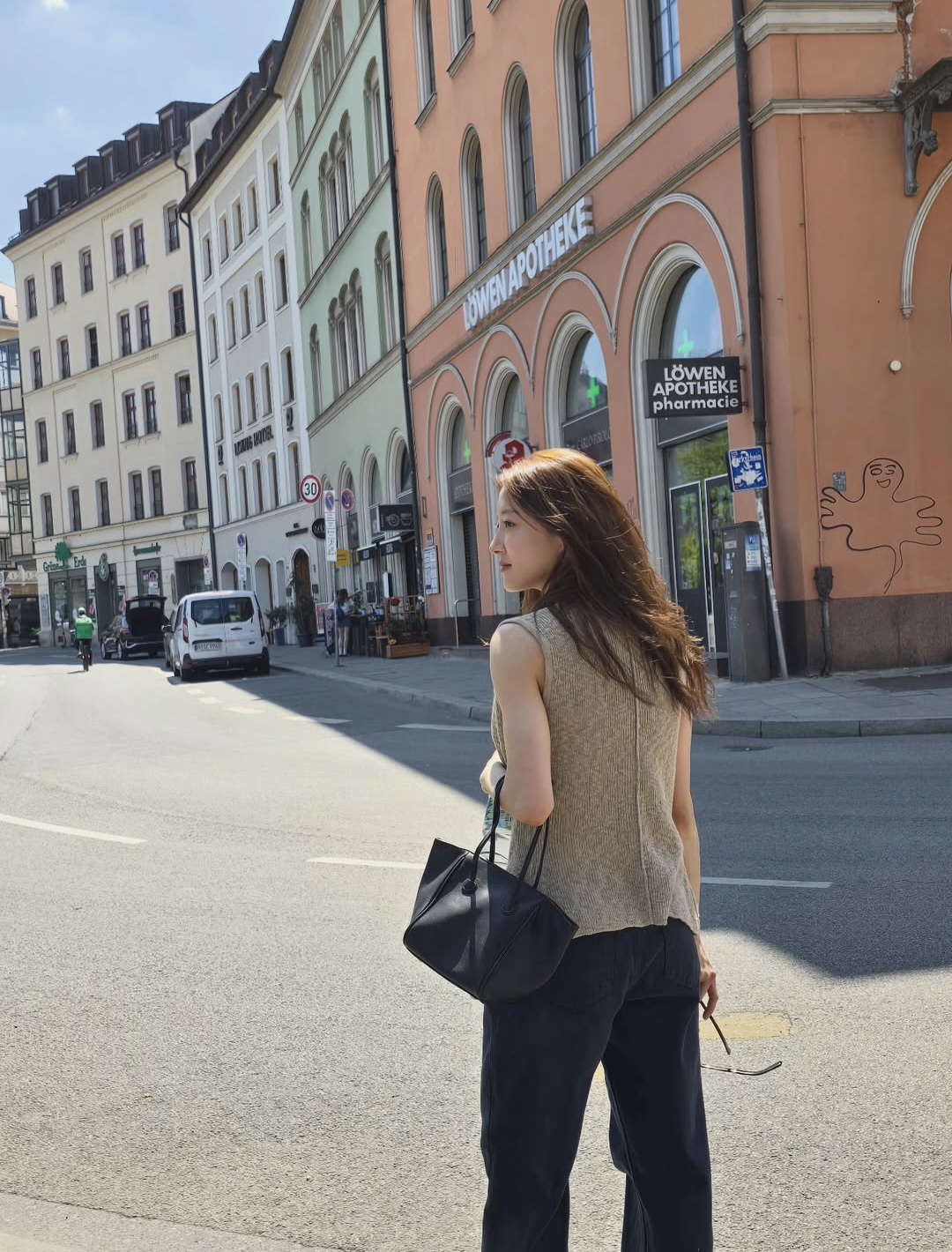 Recent activity shot of Lee Seyoung