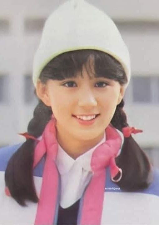 Behind-the-scenes cut of Kim Heeae