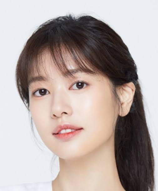 Recent activity shot of Jung Somin