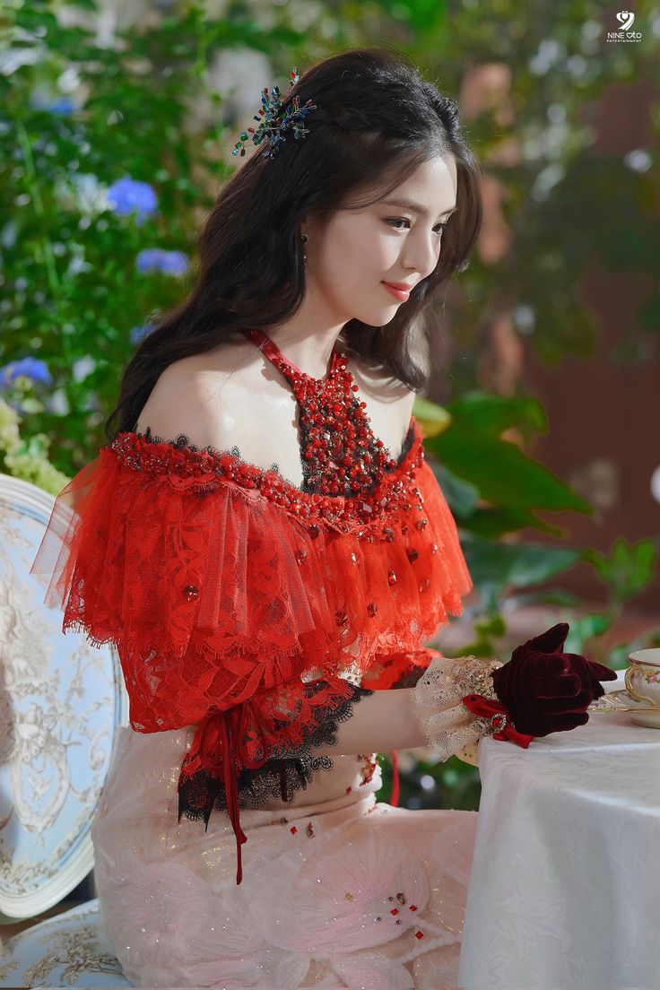 Behind-the-scenes cut of Han Sohee