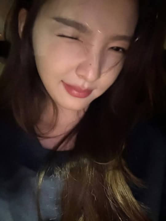 Latest photo of Zhang Ruonan