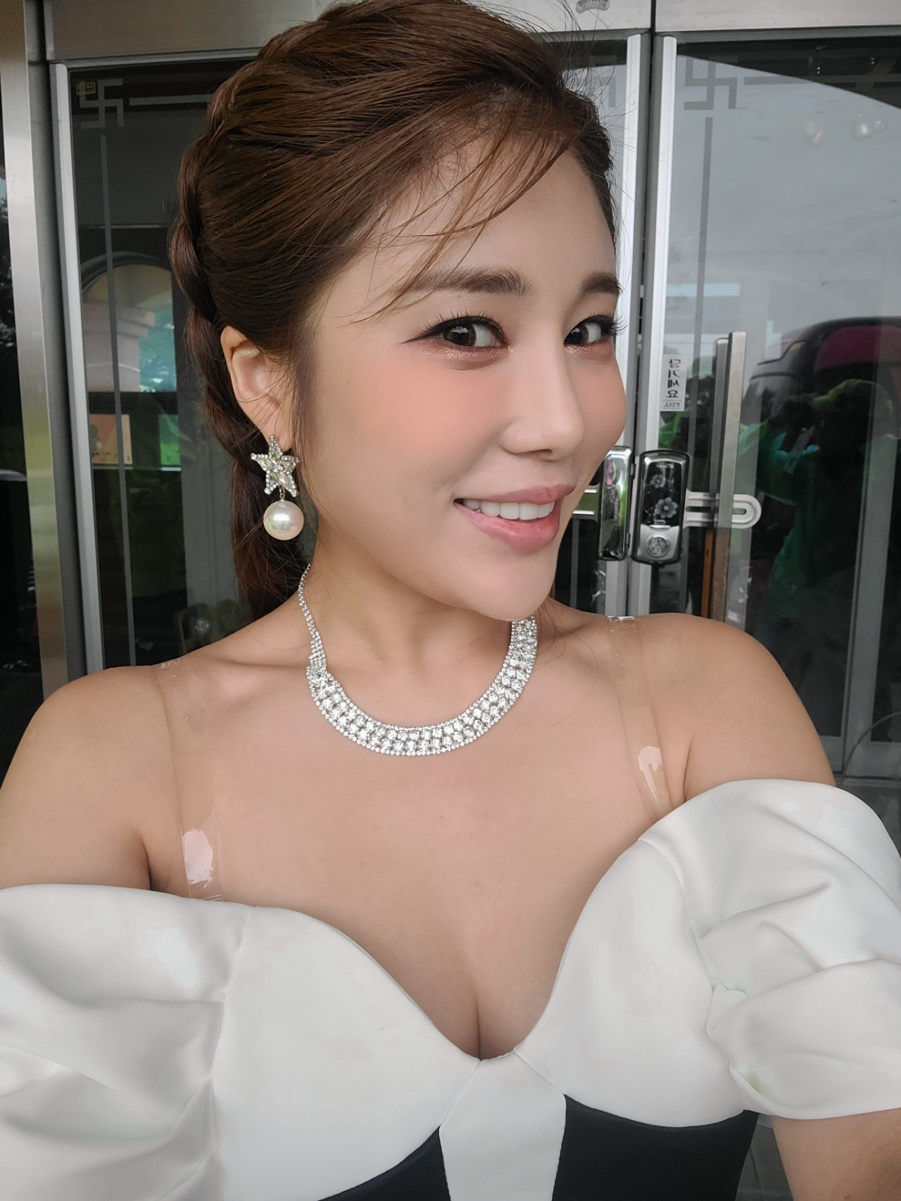 A moment captured by a fan of Kim Soyou