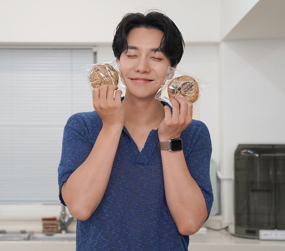 イ・スンギの最近の活動ショット