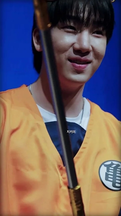 Today's popular wallpaper in Choi Sooho community