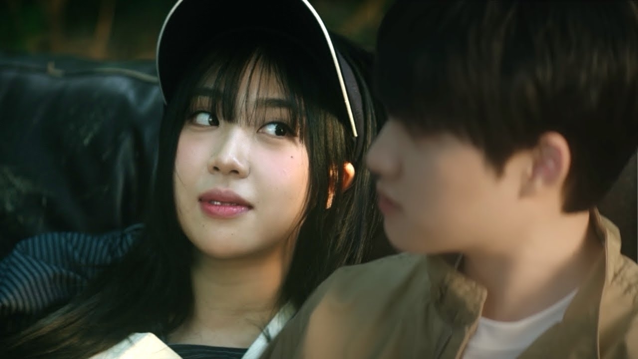 Cuplikan di balik layar dari Doh Kyungsoo (D.O.)