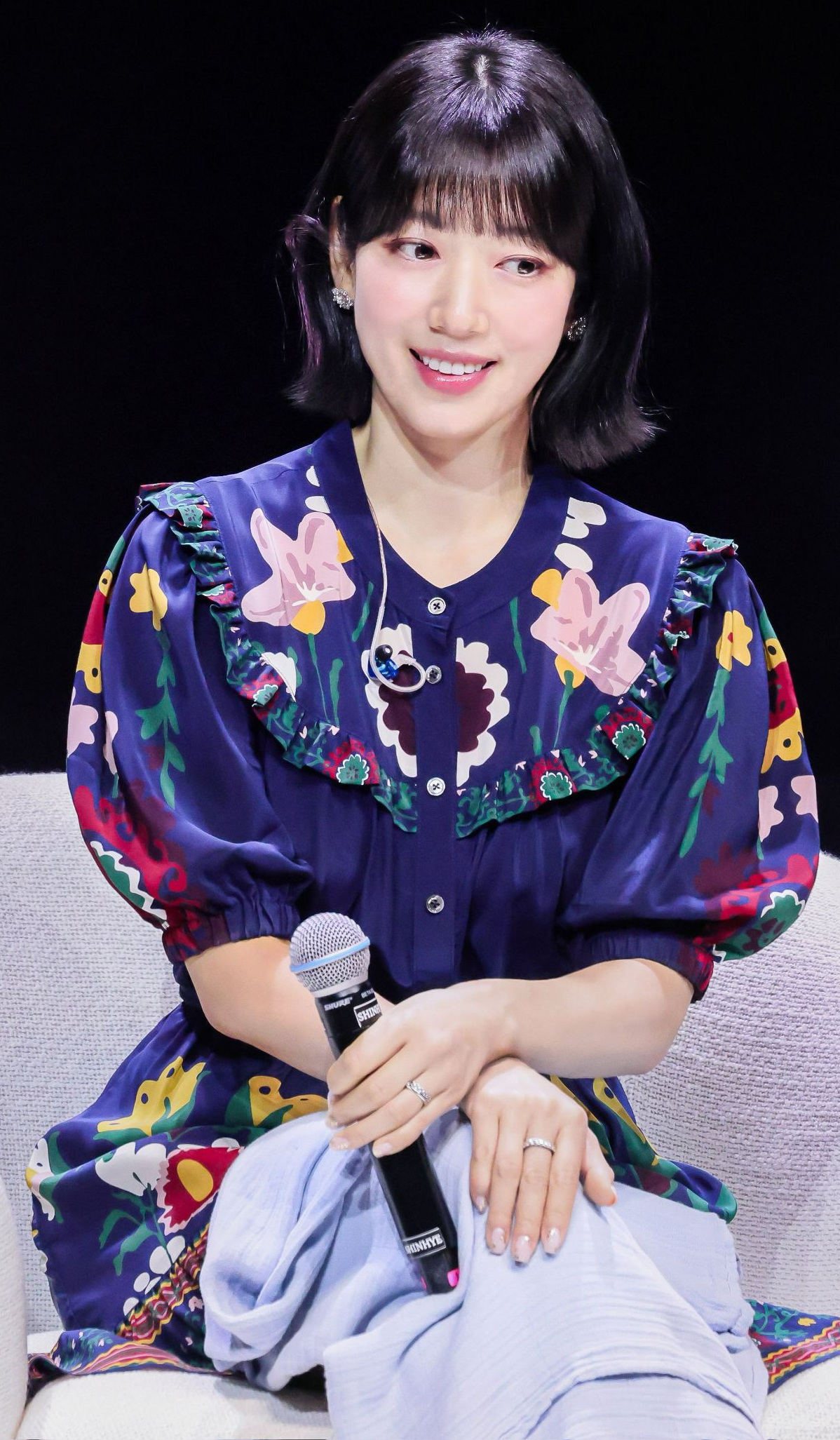 A moment captured by a fan of Park Shinhye