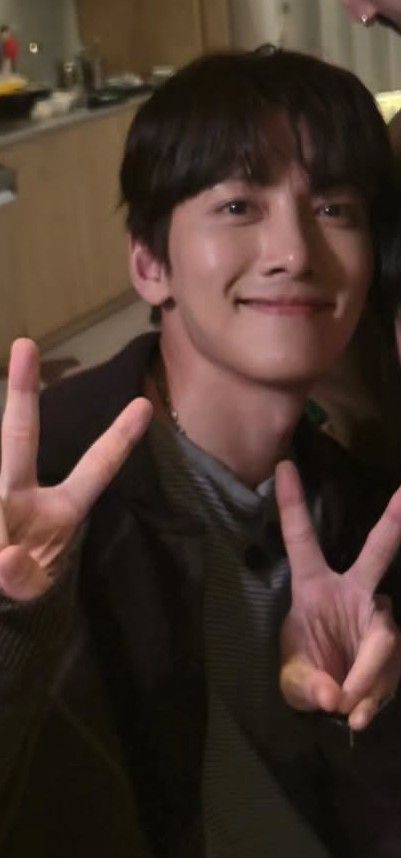 チ・チャンウクのビハインドカット