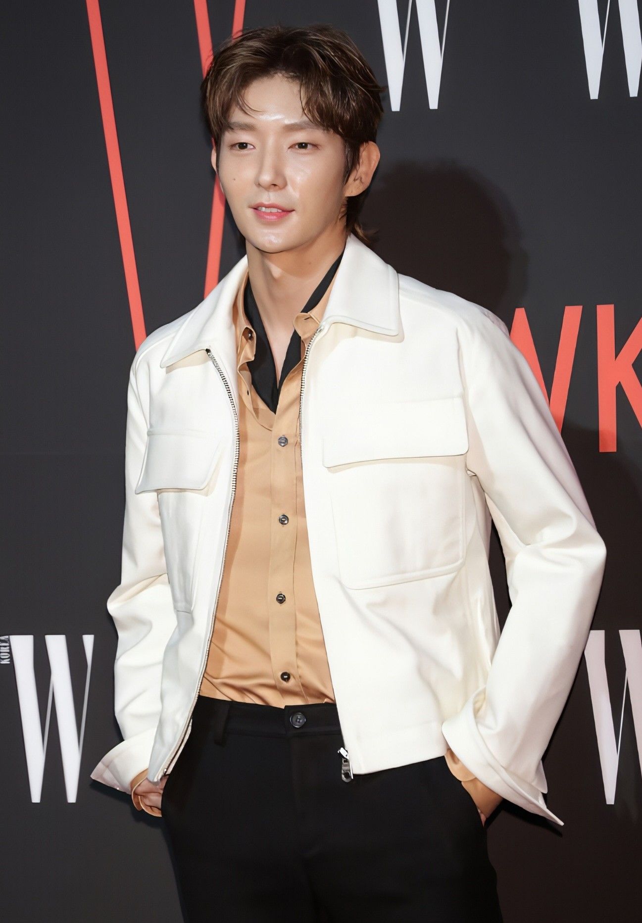 Recent activity shot of Lee Joongi