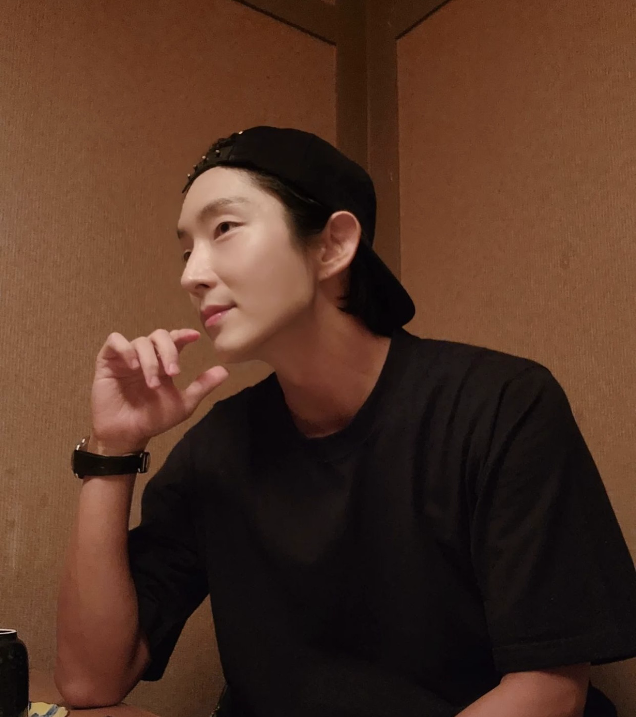 Cuplikan di balik layar dari Lee Joongi