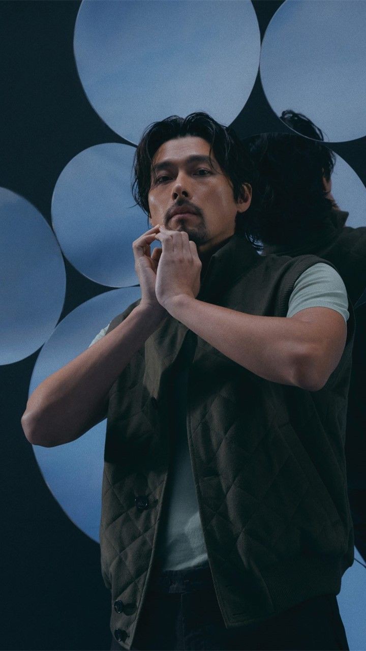 Latest photo of Hyun Bin