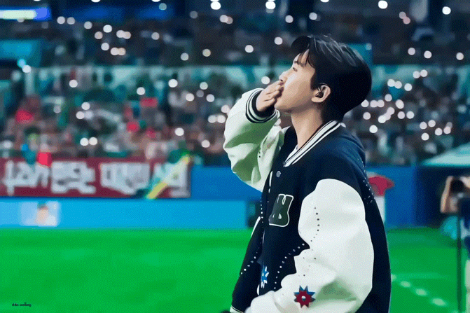 임영웅의 비하인드 컷