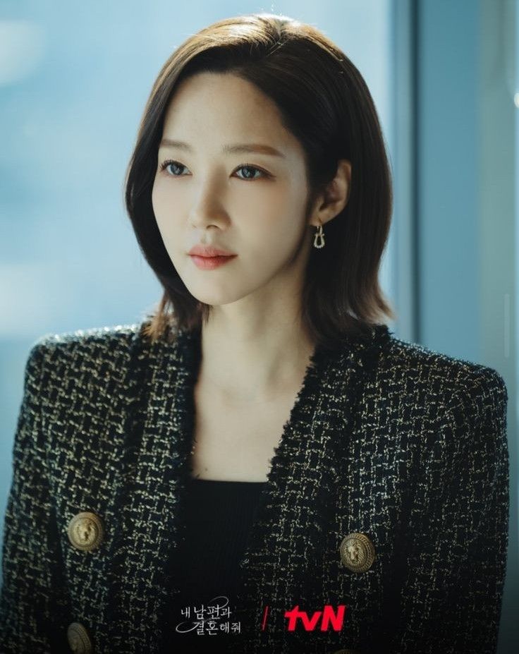 Recent activity shot of Park Minyoung
