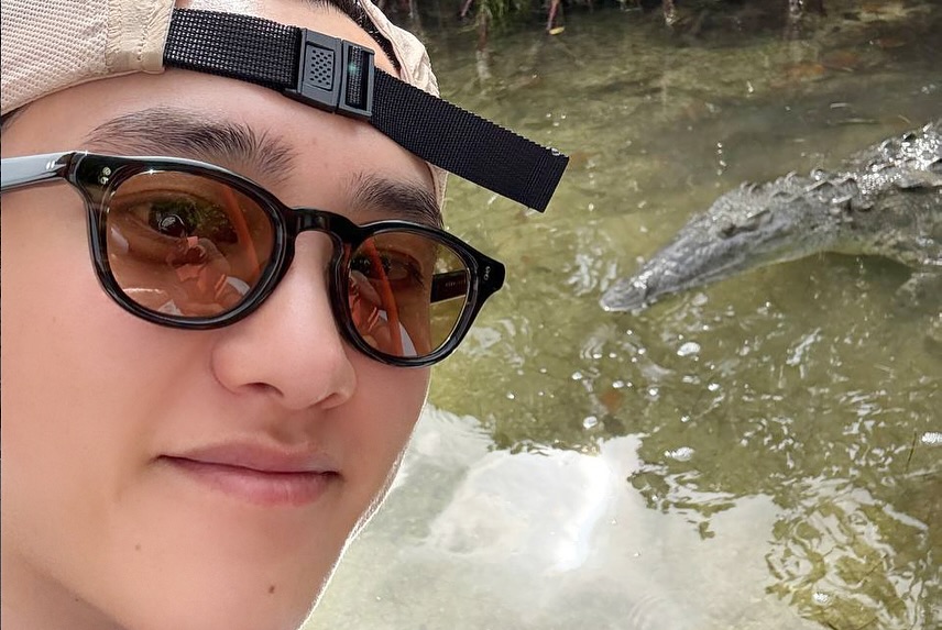 Behind-the-scenes cut of Doh Kyungsoo (D.O.)