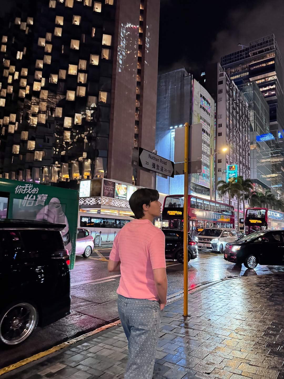 Behind-the-scenes cut of Park Seojoon