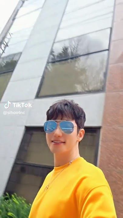 Behind-the-scenes cut of Park Sihoo