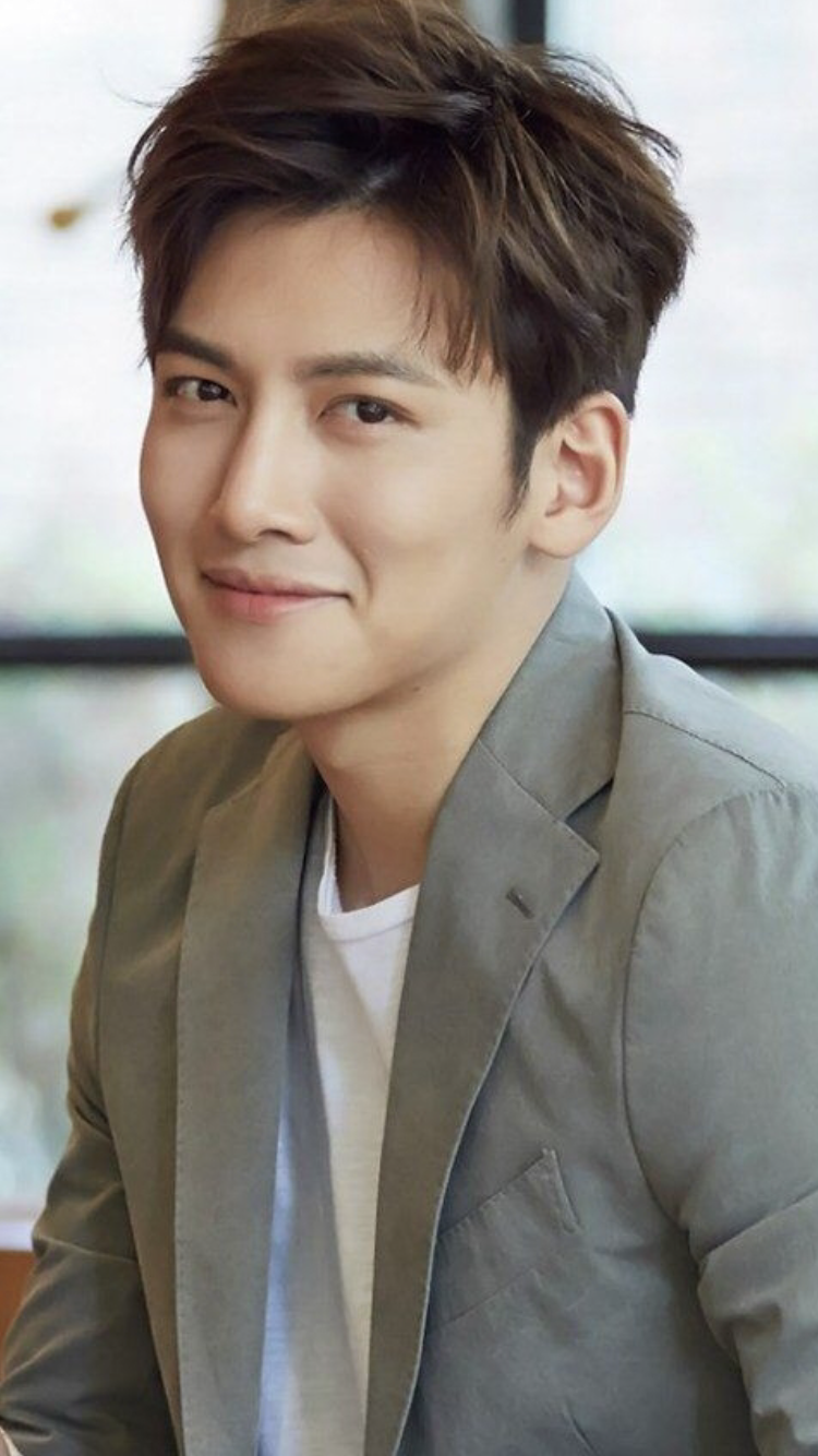 Recent activity shot of Ji Changwook