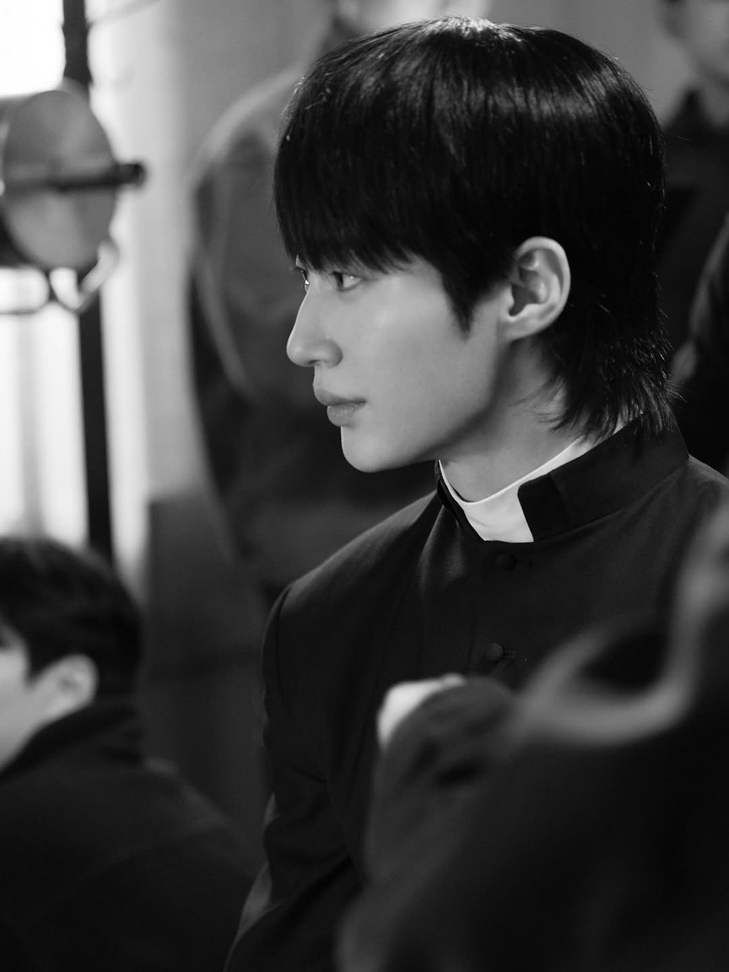 Behind-the-scenes cut of Byeon Wooseok