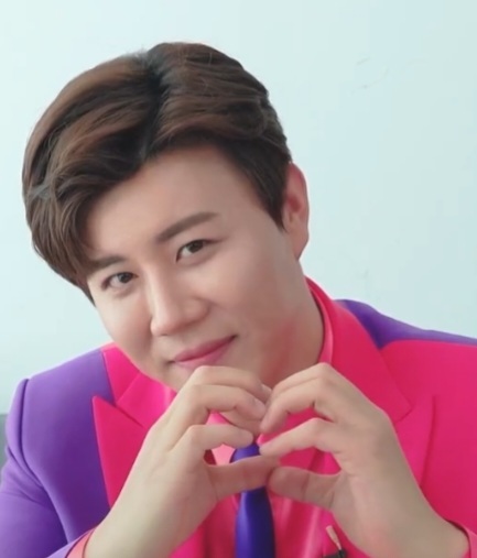 진해성의 비하인드 컷