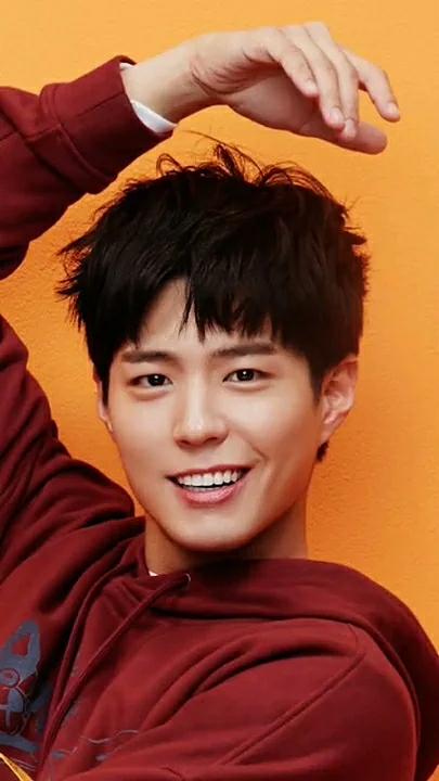 박보검 커뮤니티에서 인기있는 오늘의 배경화면