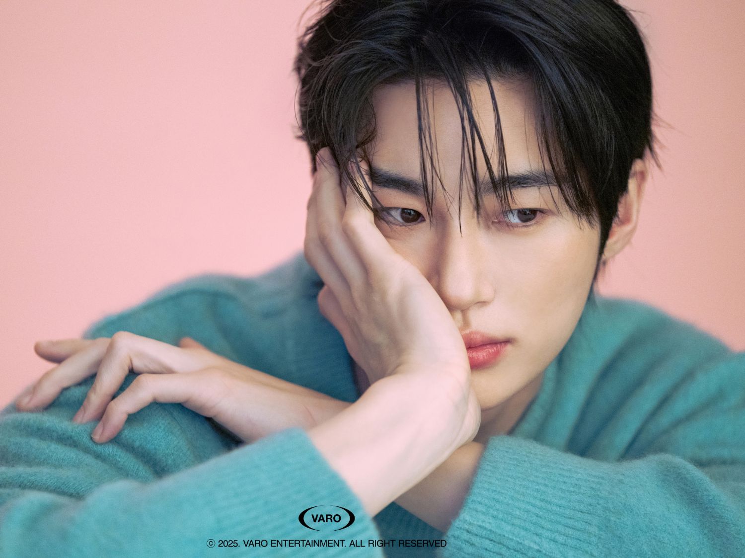 Recent activity shot of Byeon Wooseok