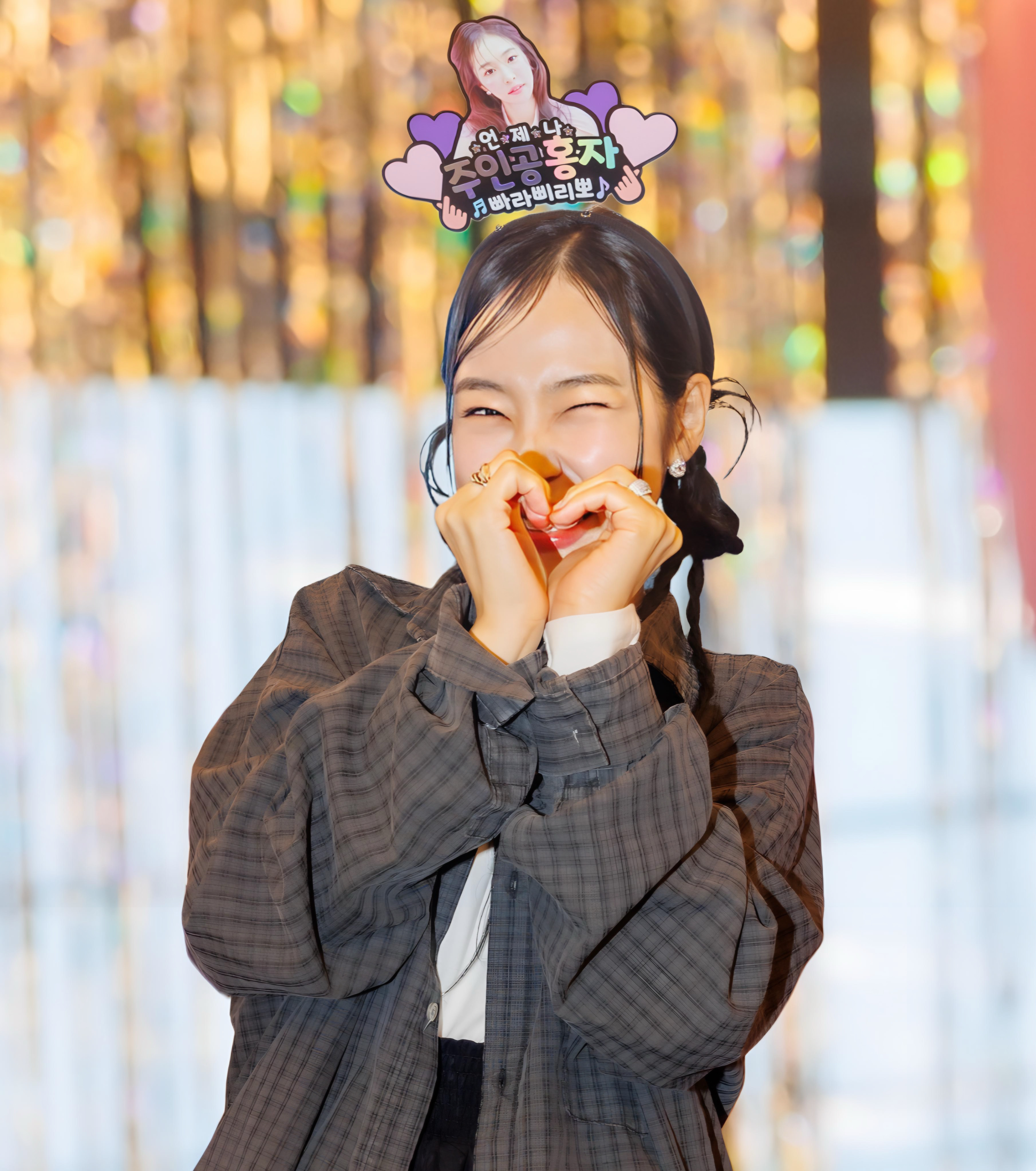 粉絲拍下的洪子瞬間