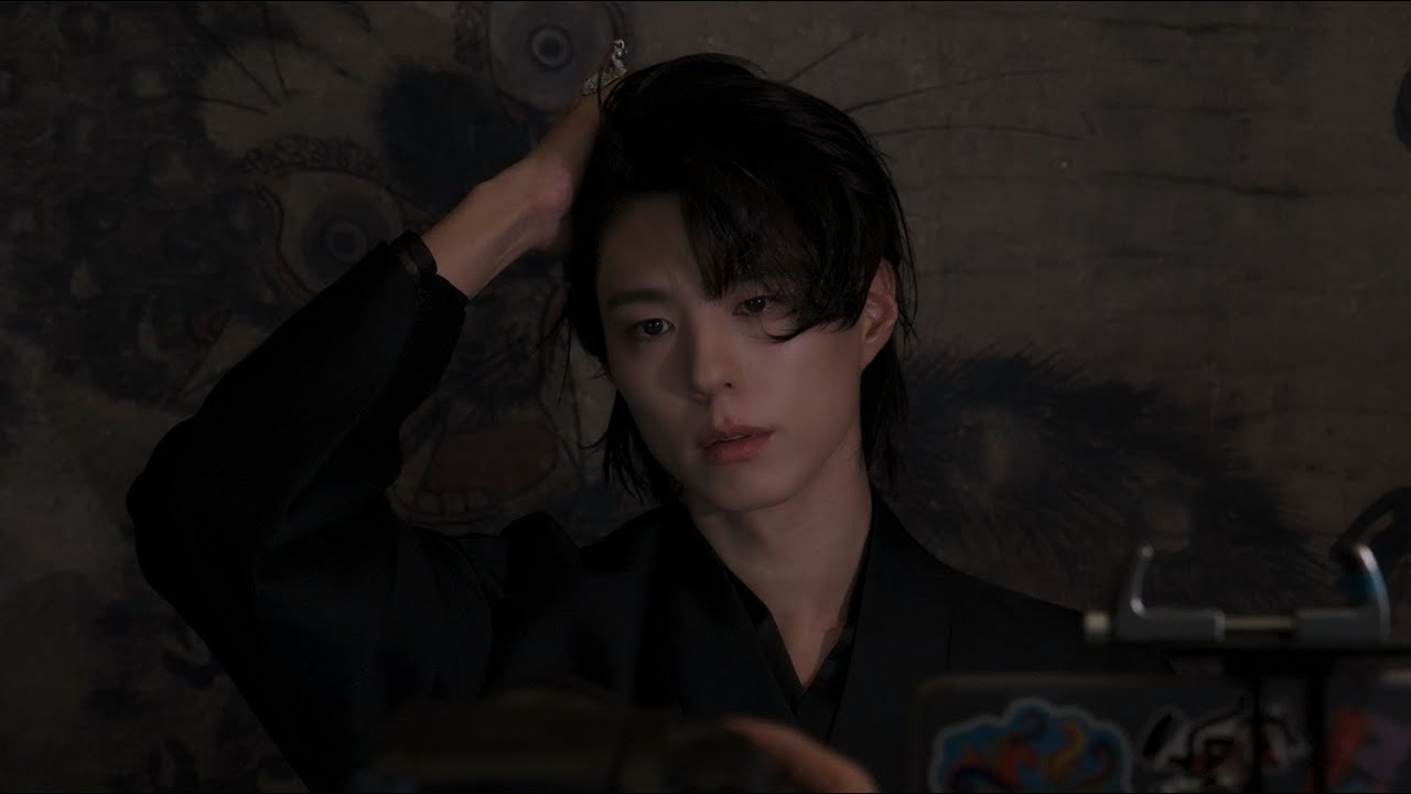 Latest photo of Park Bogum