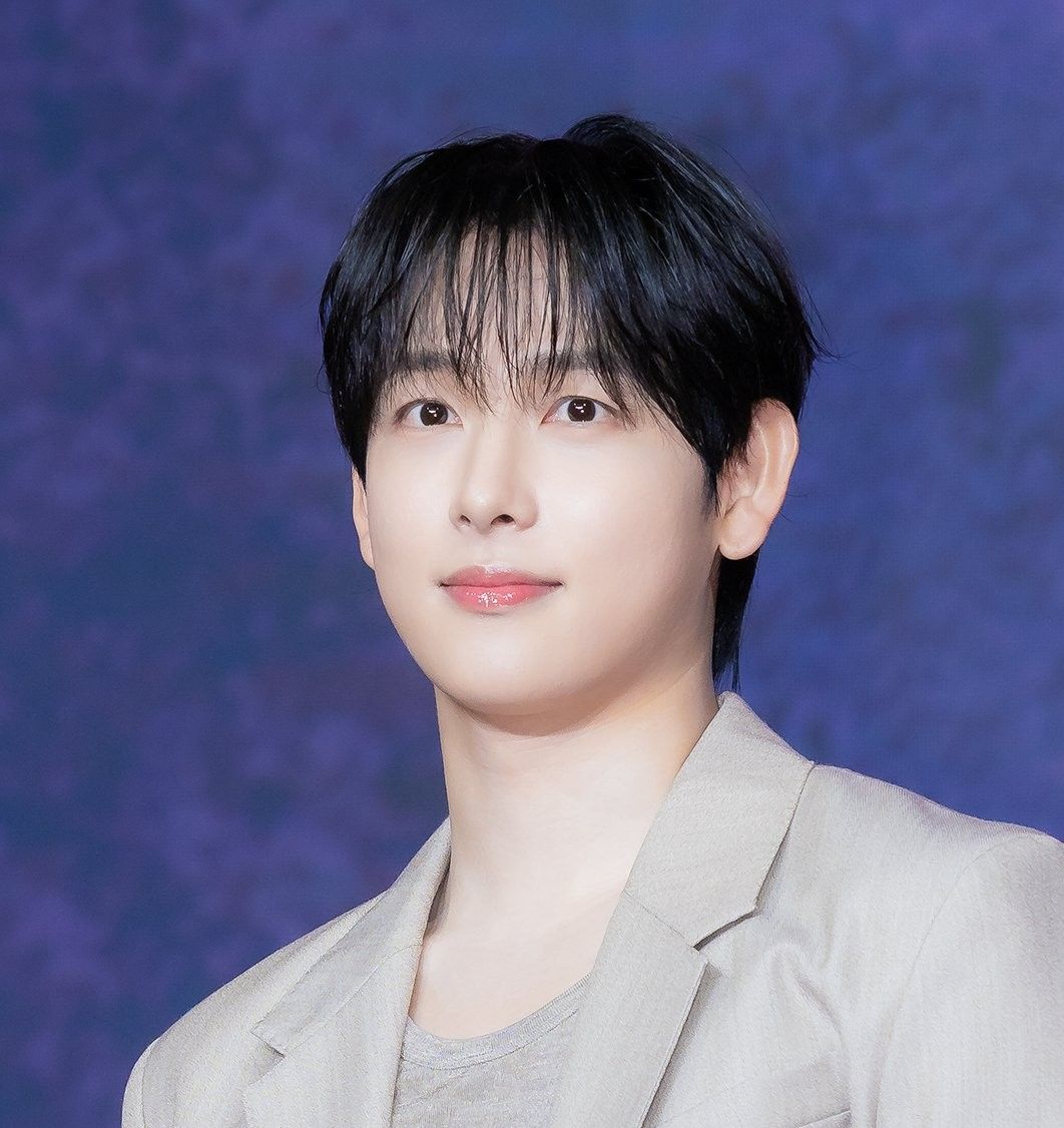 A moment captured by a fan of Lim Siwan