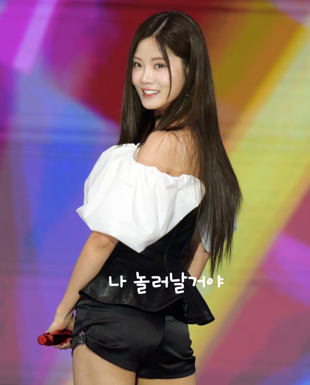 Behind-the-scenes cut of Bae Ahyeon