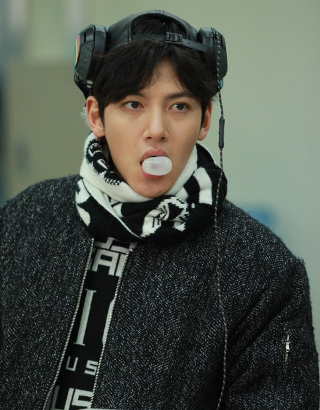 粉丝拍下的池昌旭瞬间