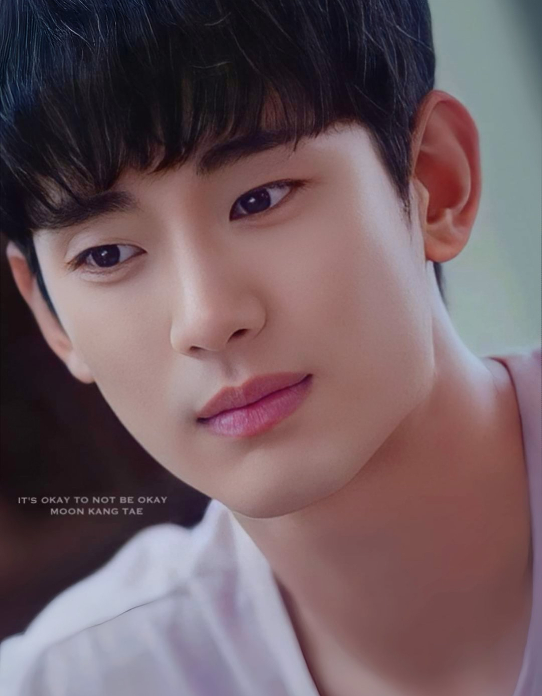 김수현의 최신 사진
