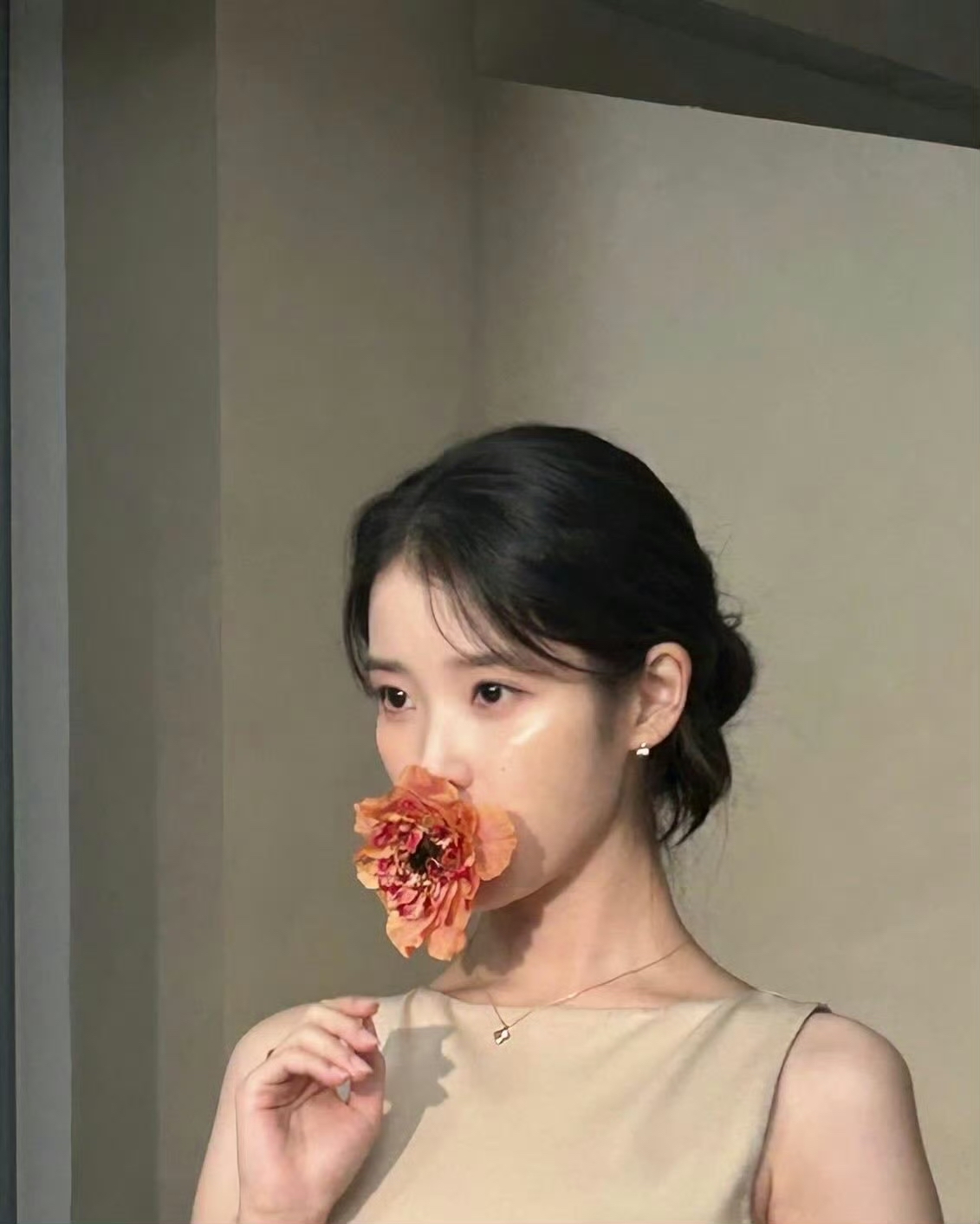 Recent activity shot of IU