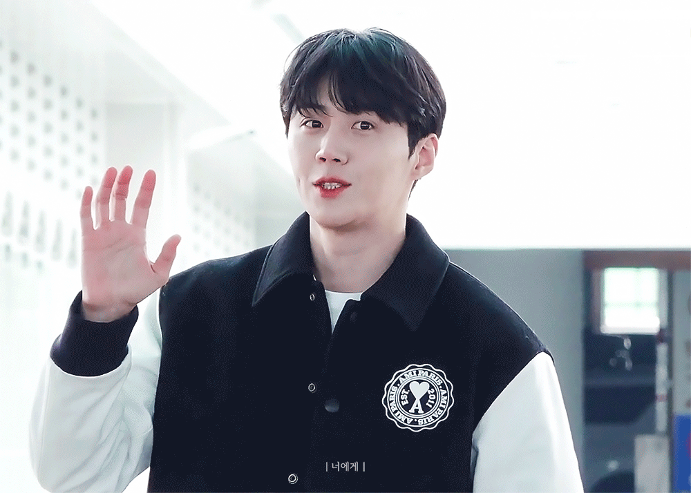 Momen yang diabadikan oleh penggemar Kim Seonho