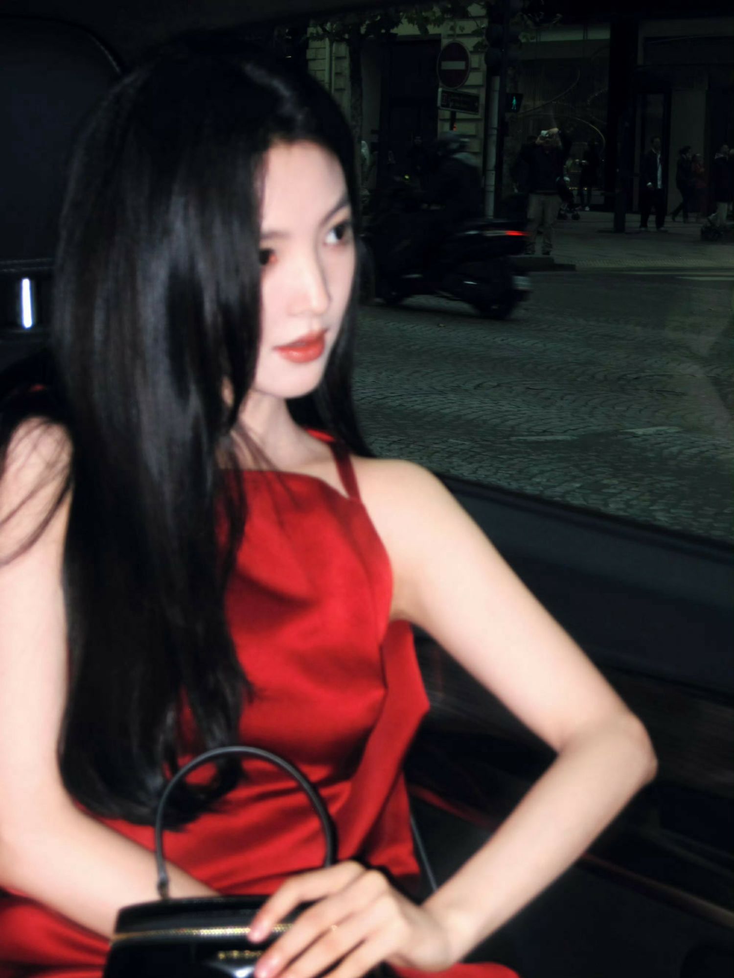 Recent activity shot of Zhang Ruonan