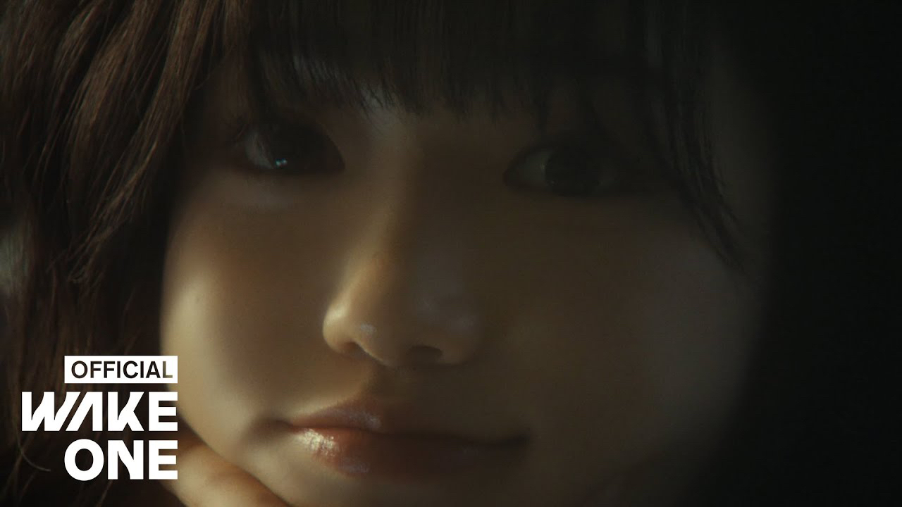 A moment captured by a fan of Jo Yuri