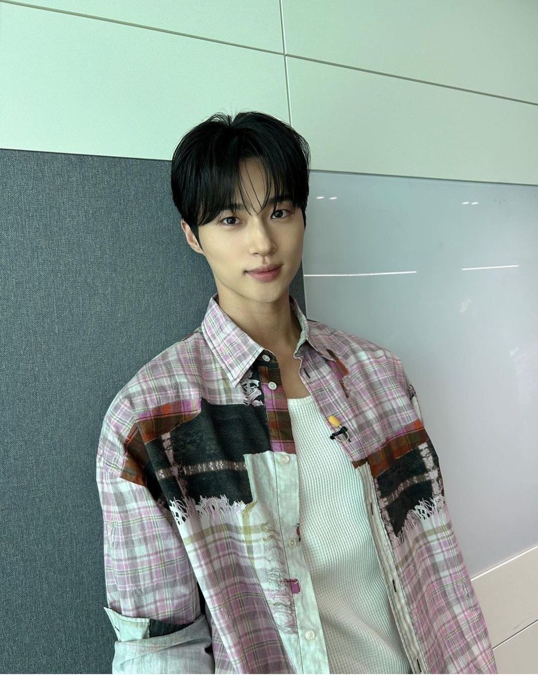 Latest photo of Byeon Wooseok