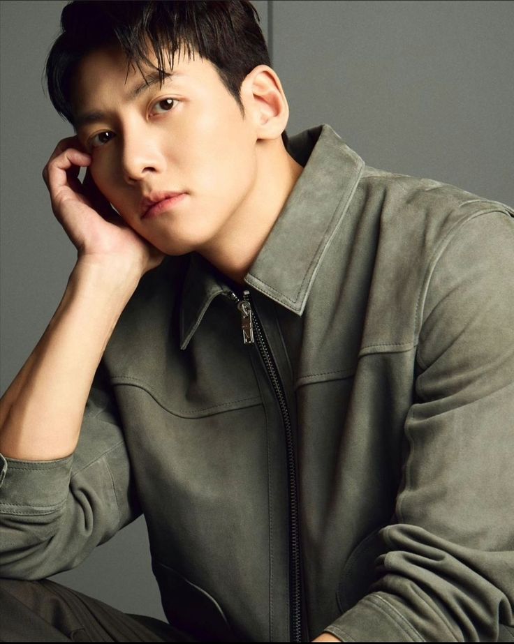 池昌旭的最新照片