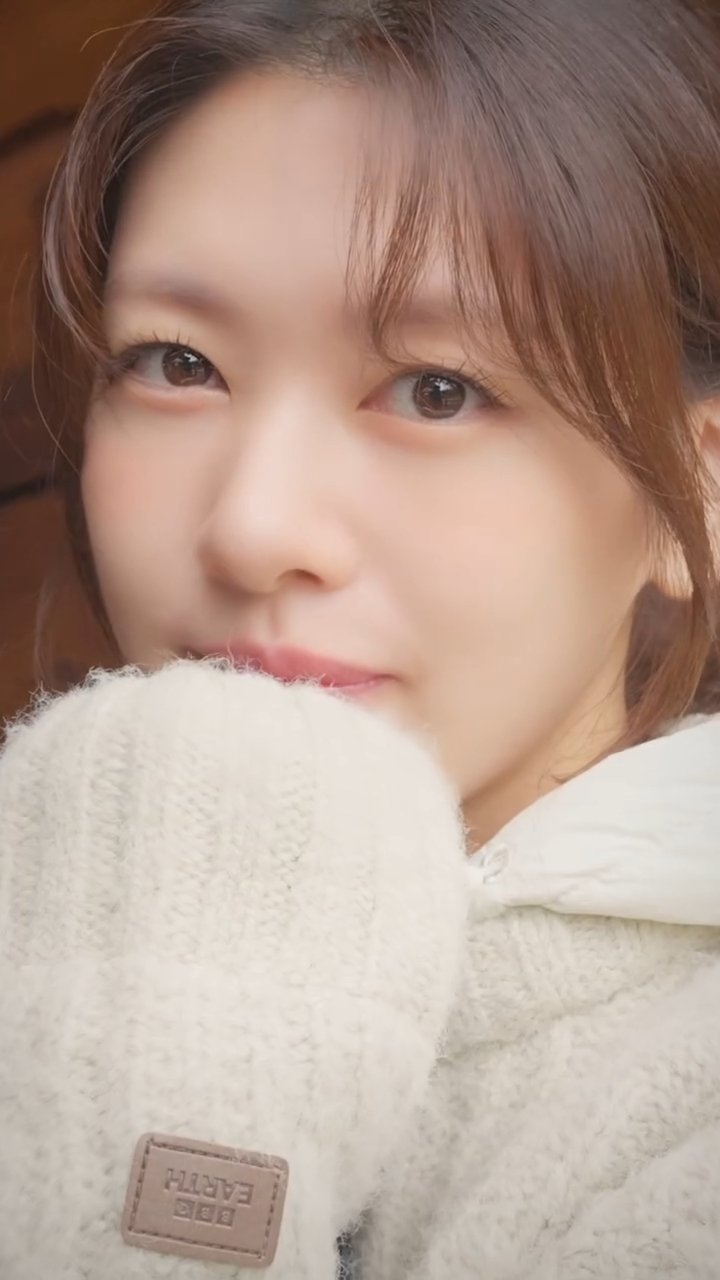 Jung Somin background image recommended by Choeaedol Celeb fandom