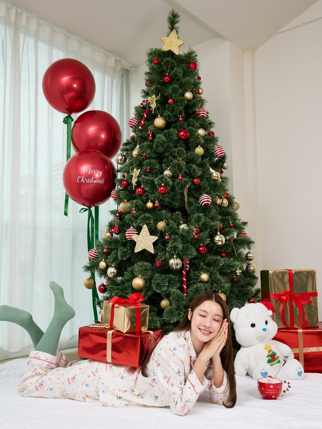 Behind-the-scenes cut of Namtan Tipnaree Weerawatnodom