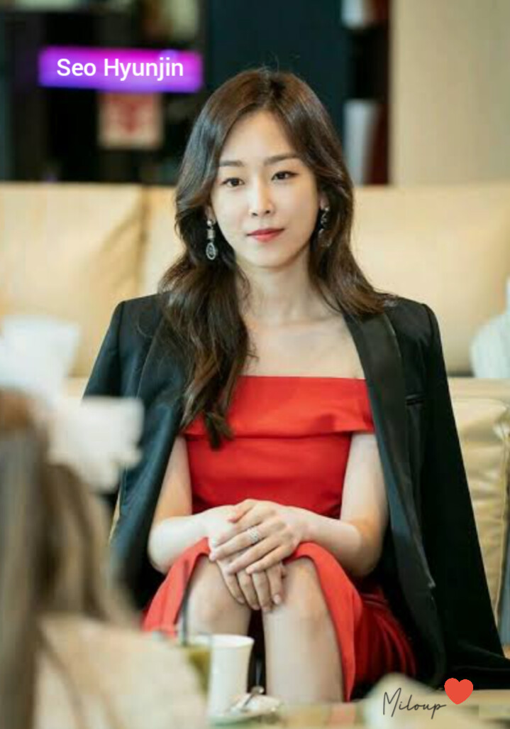 A moment captured by a fan of Seo Hyunjin