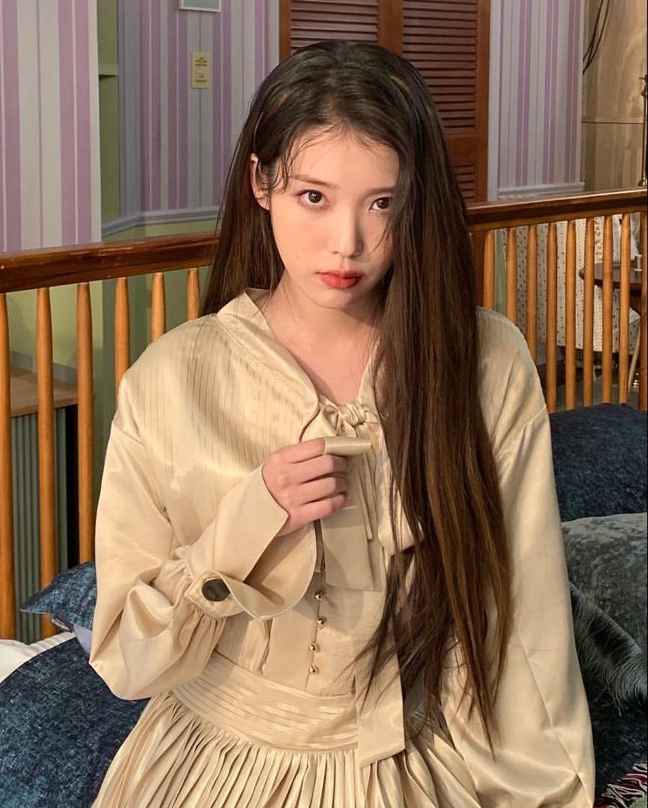 Latest photo of IU