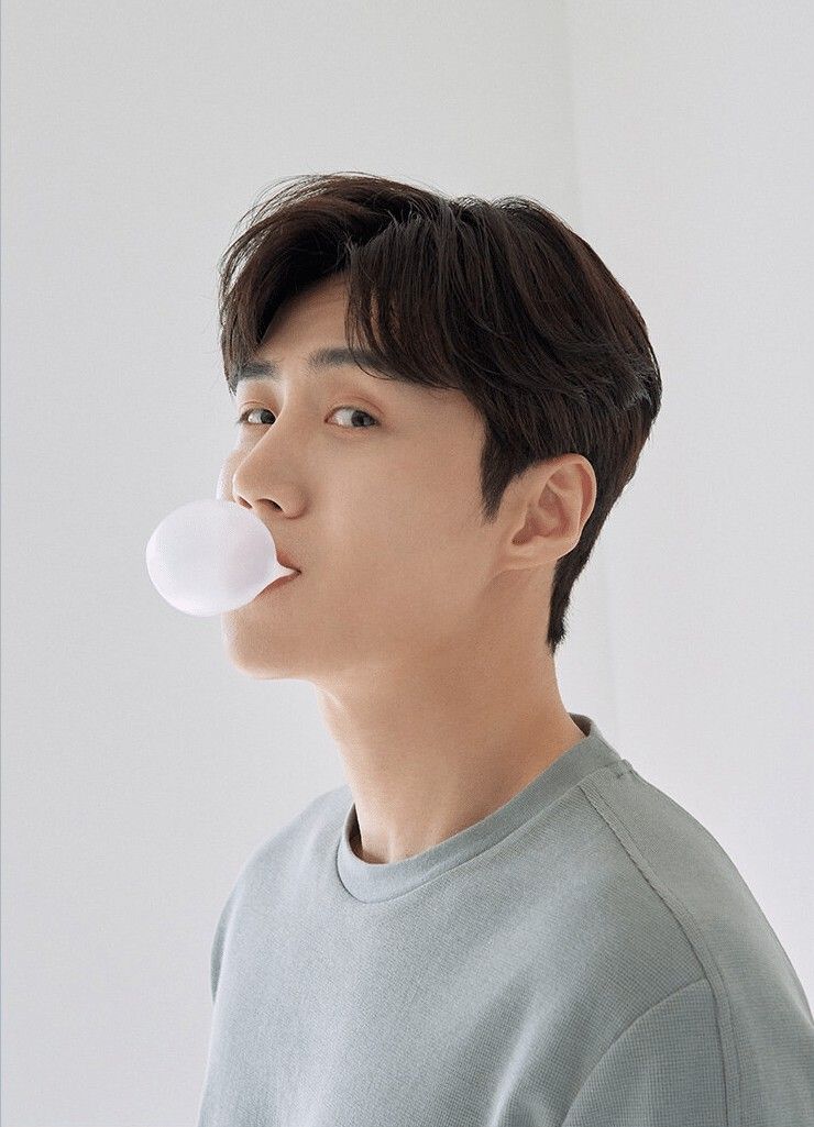 Latest photo of Kim Seonho