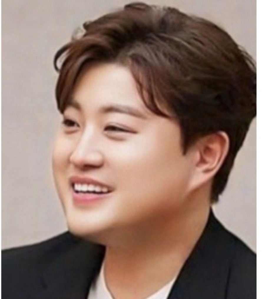 Recent activity shot of Kim Hojoong