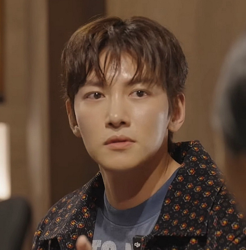 チ・チャンウクのビハインドカット