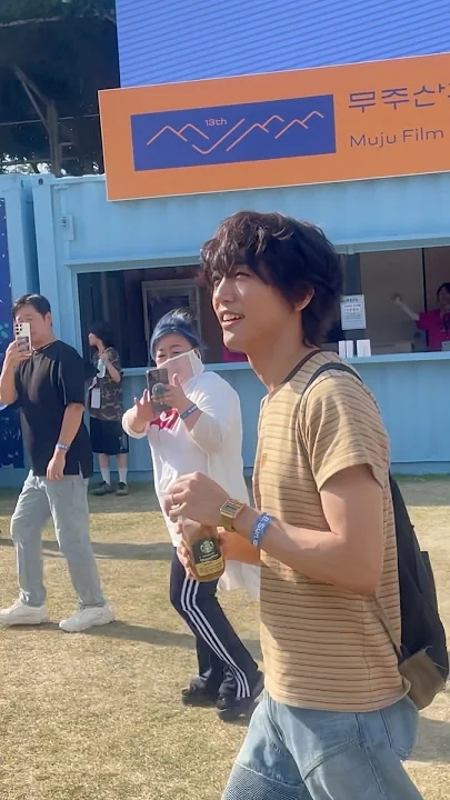 Today's popular wallpaper in Lee Seungyoon community