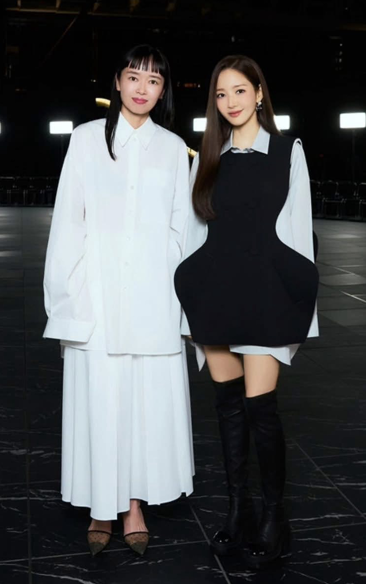 朴敏英的近期活動照