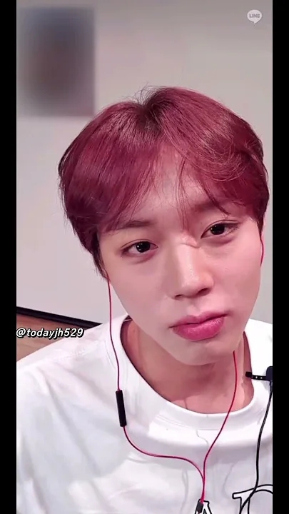 Special wallpaper made by Park Jihoon's fans