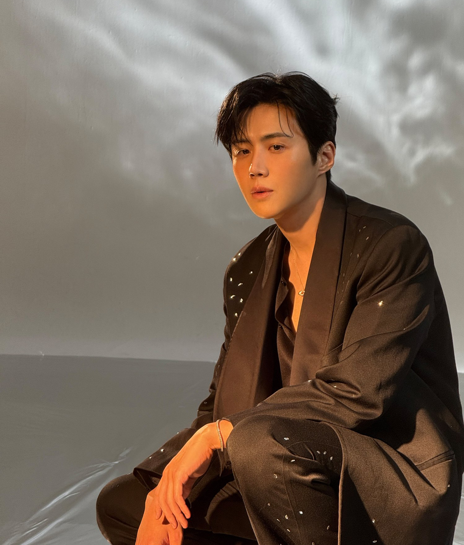 Behind-the-scenes cut of Kim Seonho
