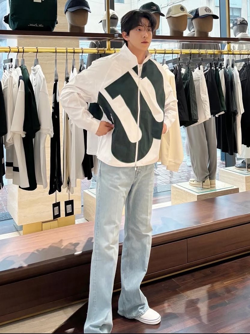 Latest photo of Nam Joohyuk