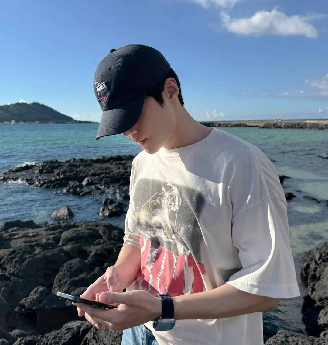 A moment captured by a fan of Kim Seonho